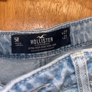 Hollister High Rise Light Blue Jeans